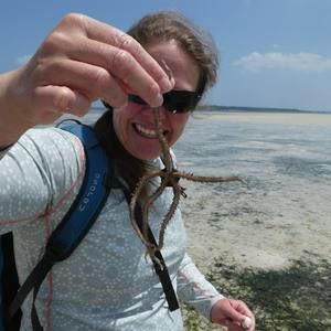 Meet your Posher, Adeline